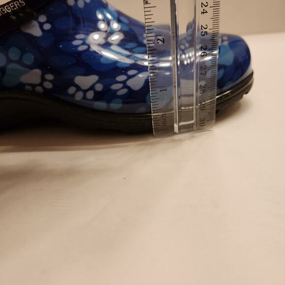 SLOGGERS Blue Paw Print Rain Garden Shoe Womens 8 Slip On Lug Sole Low Top Pets - Picture 3 of 10